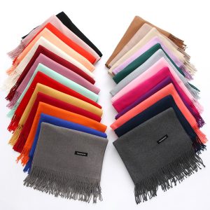Gửi khăn choàng cổ đi Phúc Kiến ưu đãi 10% giá cước mùa Noel