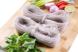 Vận chuyển miến dong từ Hà Nội đi Trung Quốc giá rẻ
