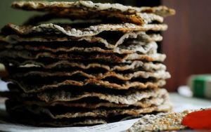 Gửi bánh đa Đô Lương từ Sài Gòn đi Trung Quốc ưu đãi số 1