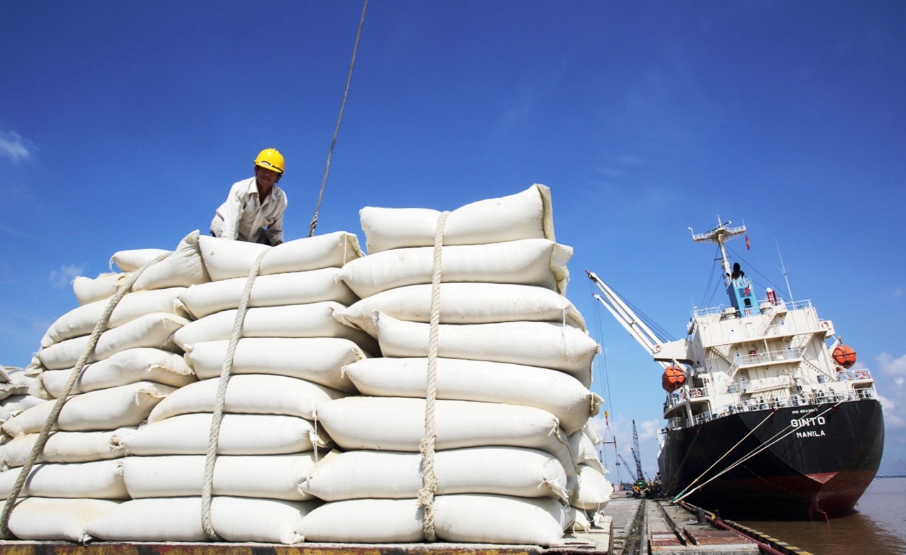 Xuất khẩu gạo từ Việt Nam sang Philippines nhanh chóng, an toàn