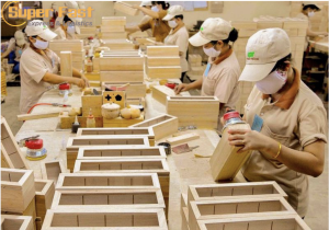 Hàng mẫu Việt Nam "xuất ngoại": Chinh phục thị trường tỷ dân